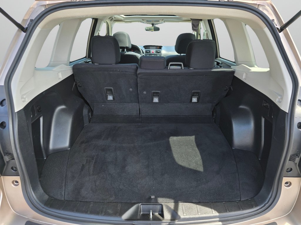 Used 2015 Subaru Forester 2.5i Premium AWD/4WD image 19