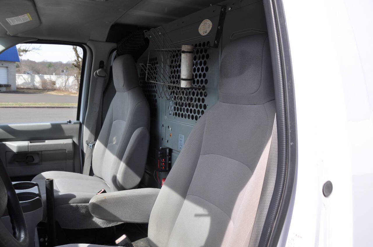 Used 2013 Ford E-250 and Econoline 250 RWD image 19