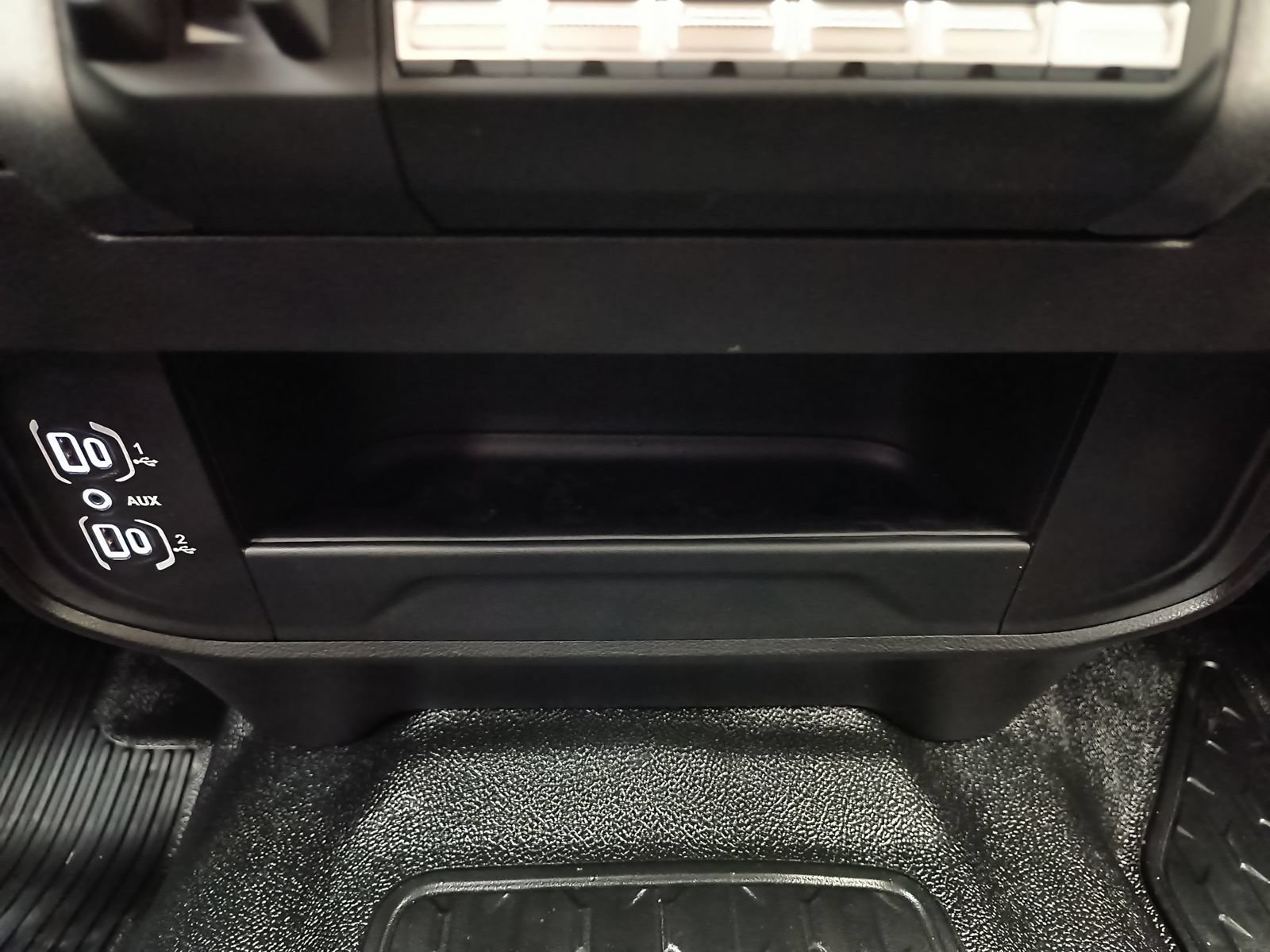 New 2027 RAM 5500 Tradesman AWD/4WD image 25