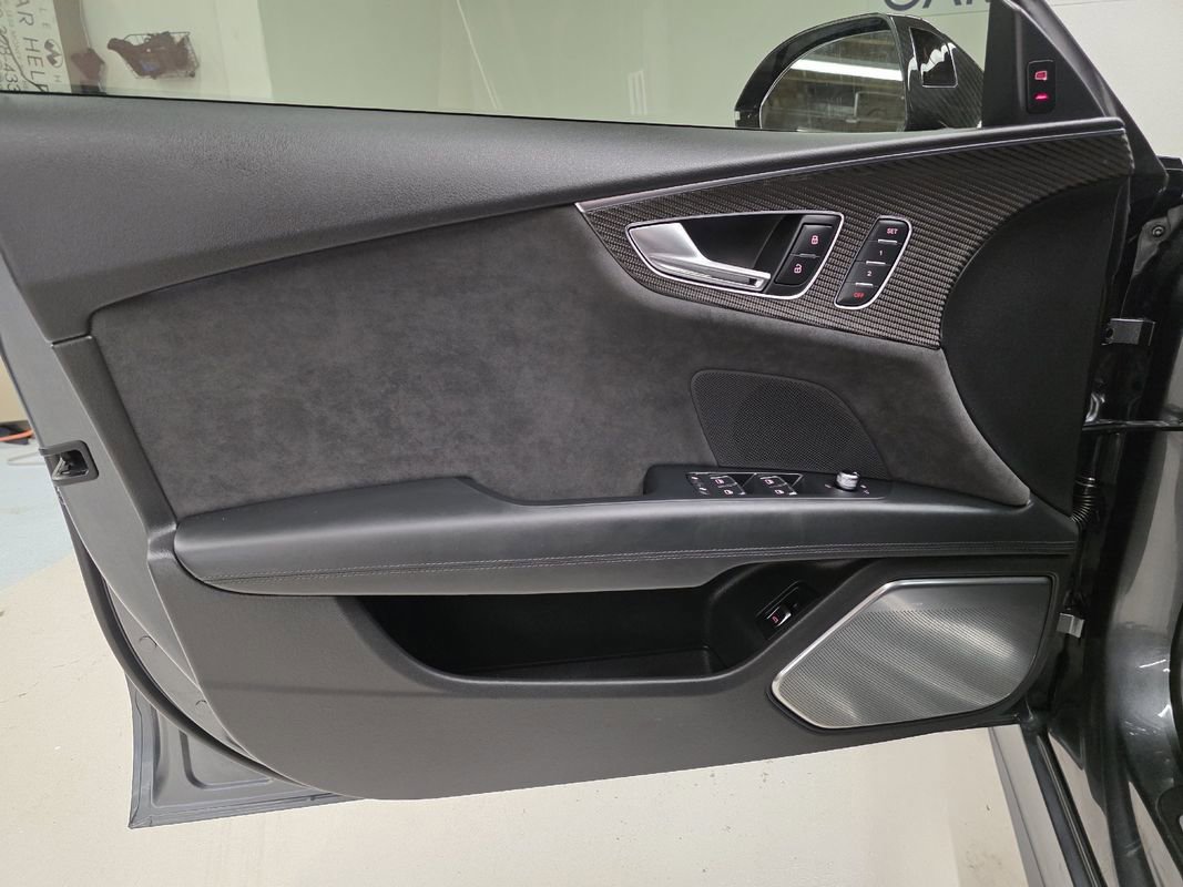 Used 2018 Audi RS 7 Performance w/ Driver Assistance Package image 28