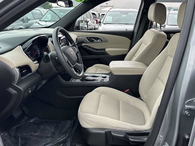 Certified 2023 Chevrolet Traverse LS FWD image 17
