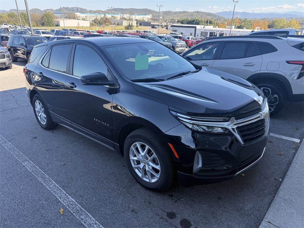 Used 2024 Chevrolet Equinox LT