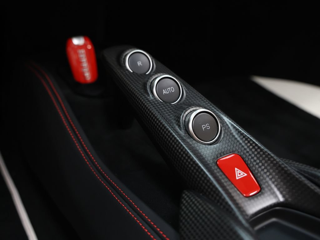 Certified 2022 Ferrari F8 Tributo RWD image 75