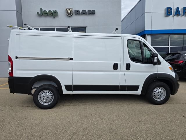 Used 2025 RAM ProMaster 1500 w/ Safety Group FWD image 2