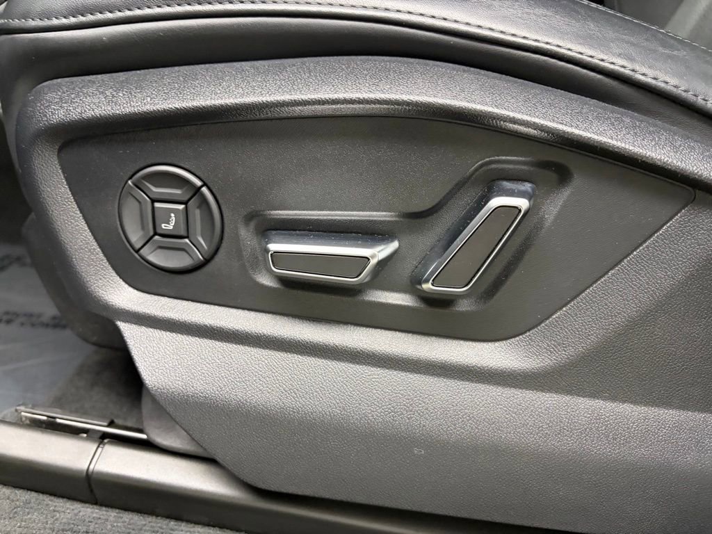 Used 2023 Audi Q7 3.0T Prestige w/ Prestige Package image 18