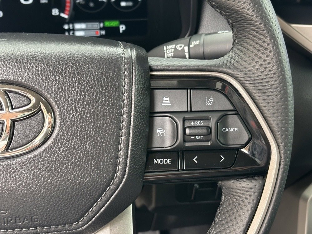 New 2024 Toyota Tundra Limited w/ Power Package image 18