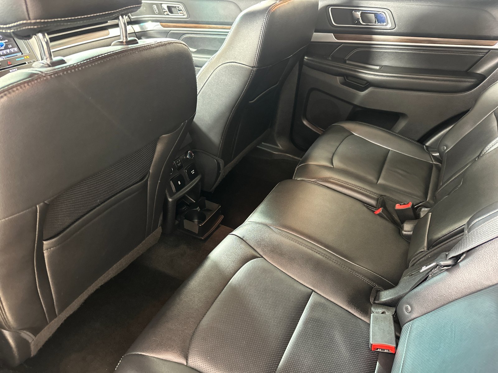 Used 2016 Ford Explorer Limited FWD image 12