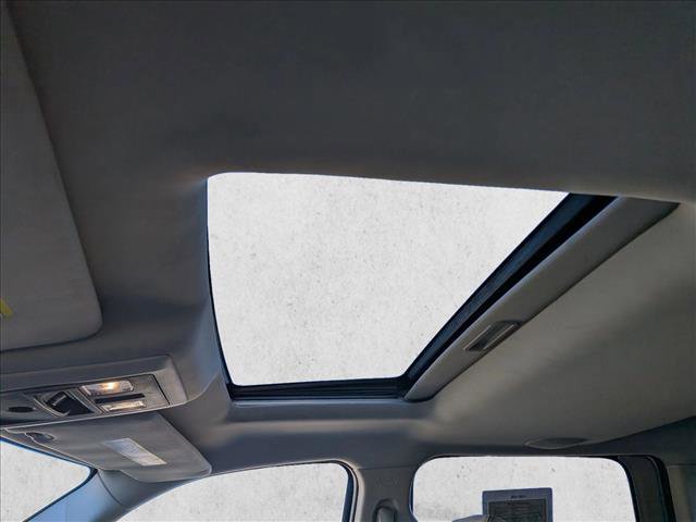 Used 2016 RAM 1500 Laramie w/ Convenience Group image 16