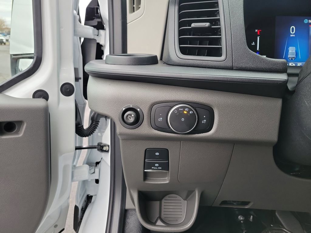 New 2026 Ford Transit 250 148 Medium Roof image 23