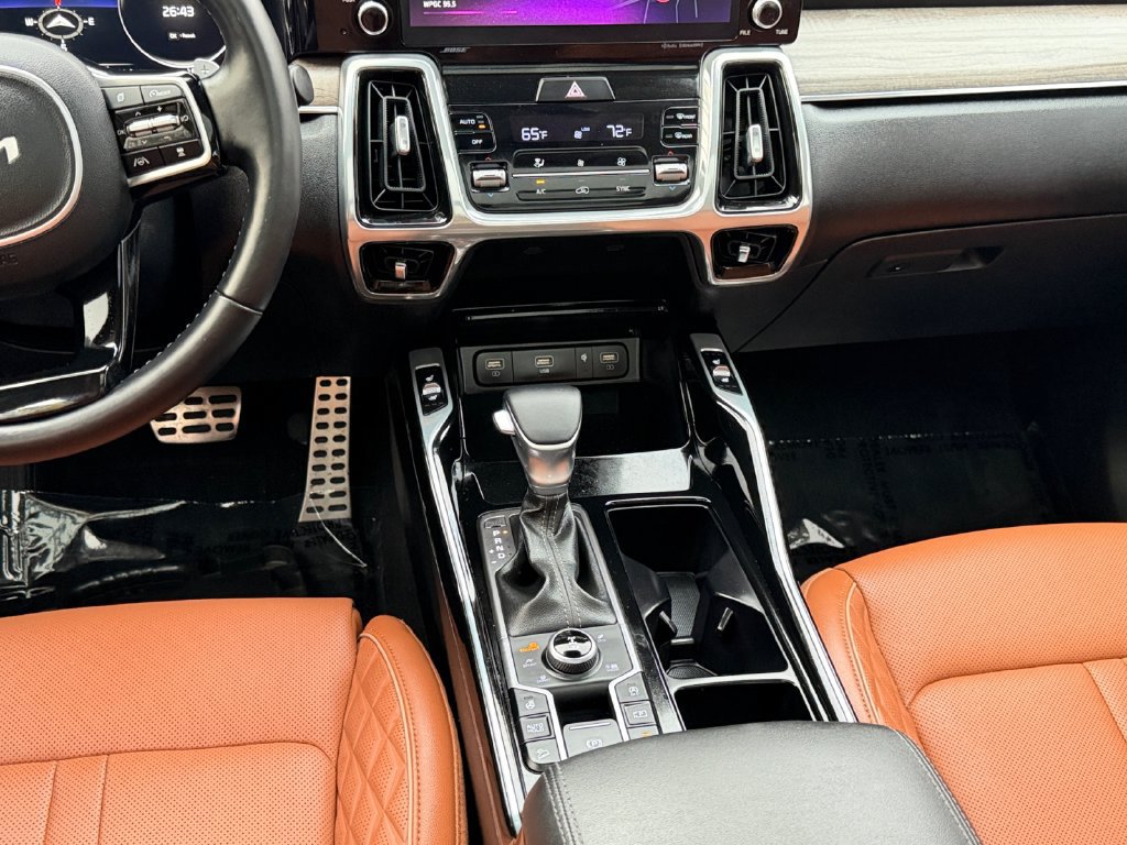 Certified 2023 Kia Sorento SX Prestige AWD/4WD image 14
