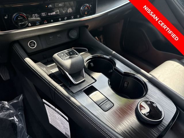 Certified 2022 Nissan Rogue Platinum w/ Head-Up Display Package AWD/4WD image 19