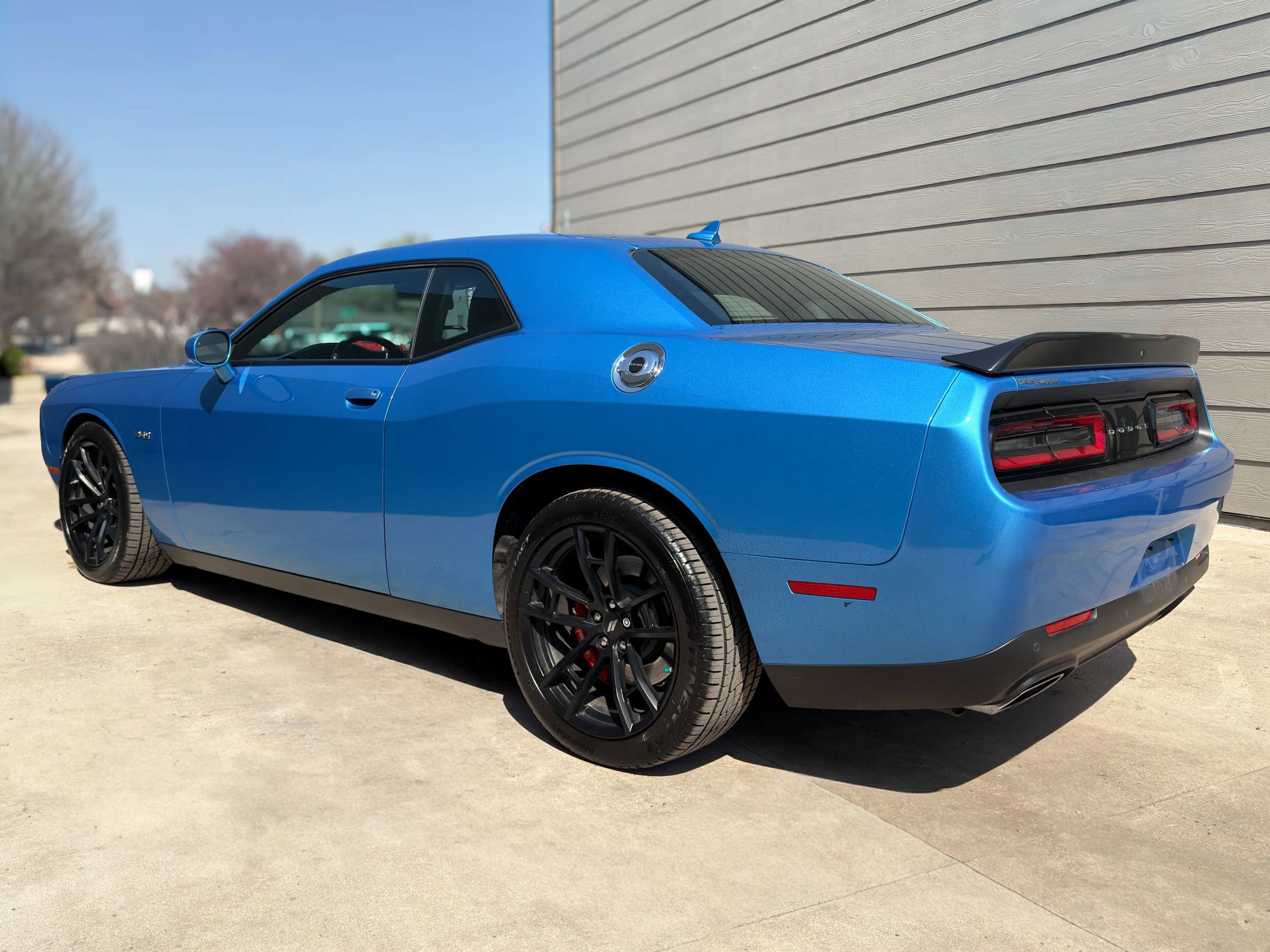 Used 2023 Dodge Challenger R/T w/ Plus Package image 5