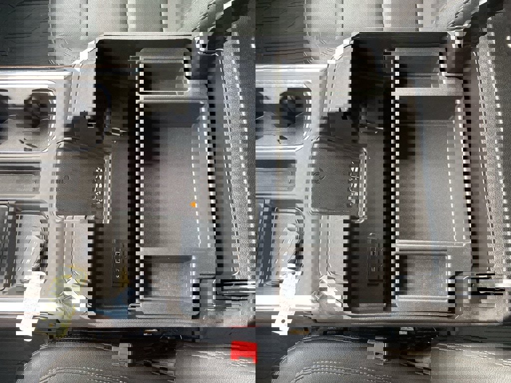 Used 2022 GMC Sierra 1500 SLT w/ SLT Premium Plus Package image 37