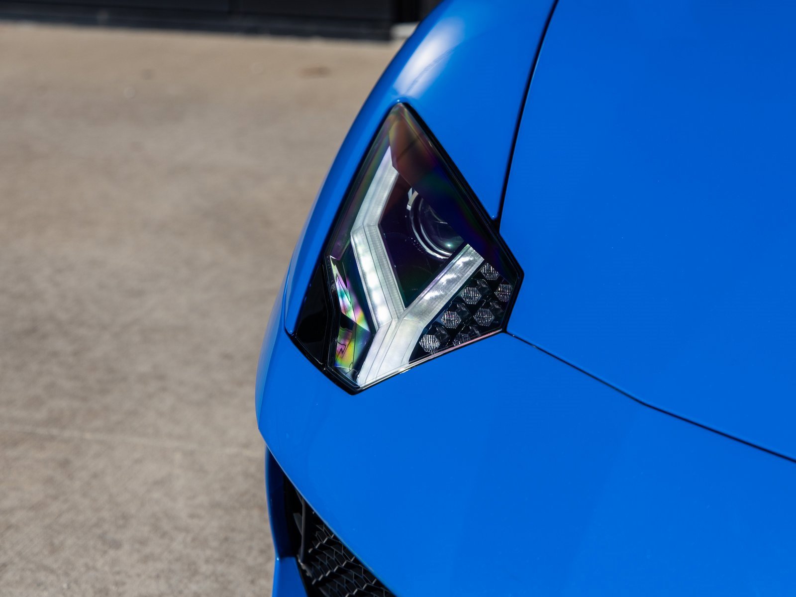 Used 2018 Lamborghini Aventador S image 20