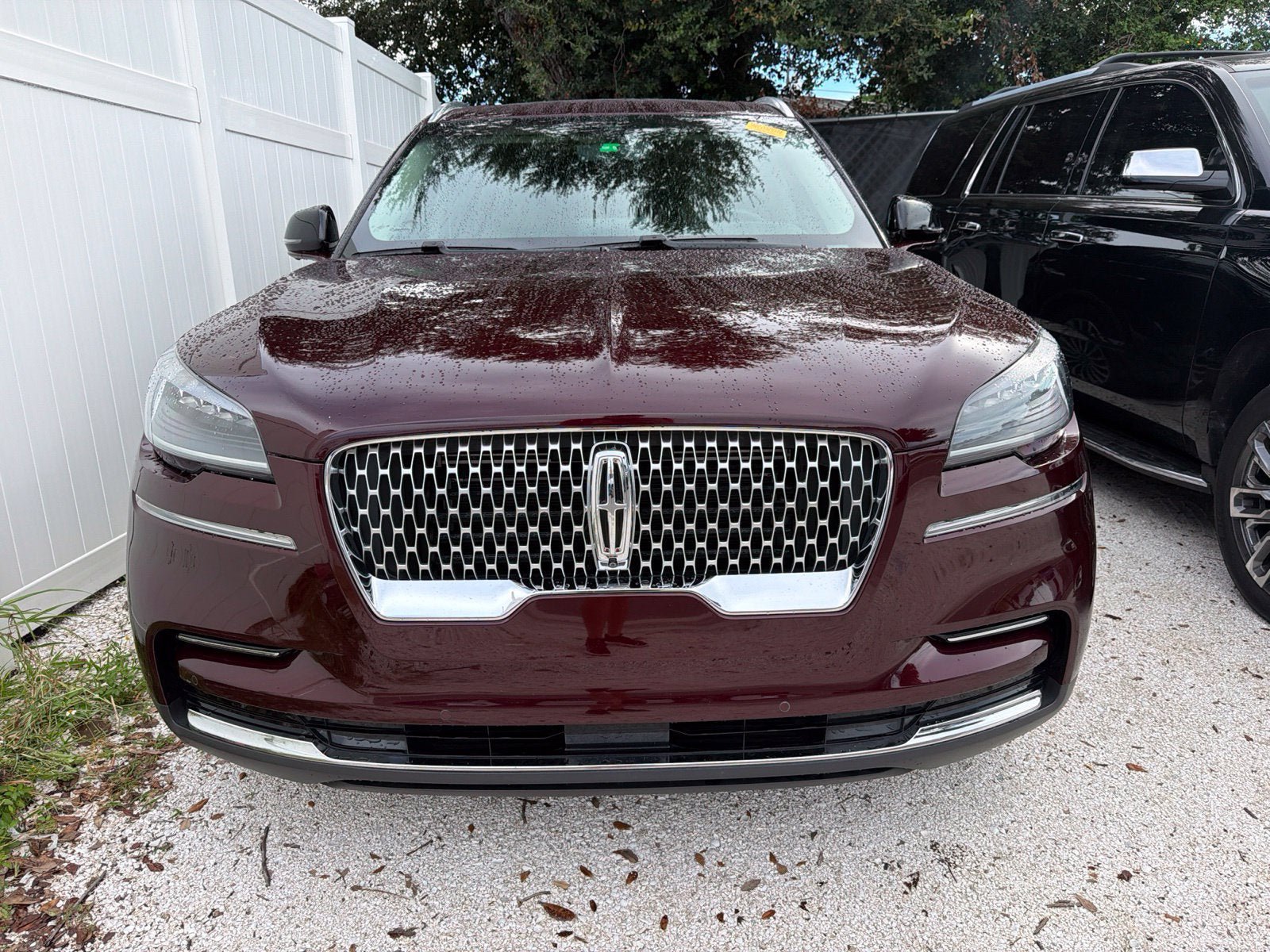Used 2022 Lincoln Aviator Reserve w/ Elements Package Plus RWD image 2