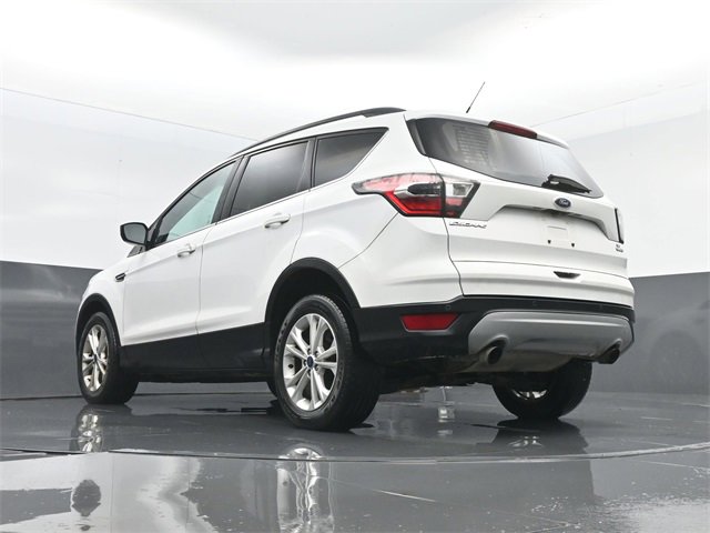 Used 2017 Ford Escape SE w/ Equipment Group 201A image 21