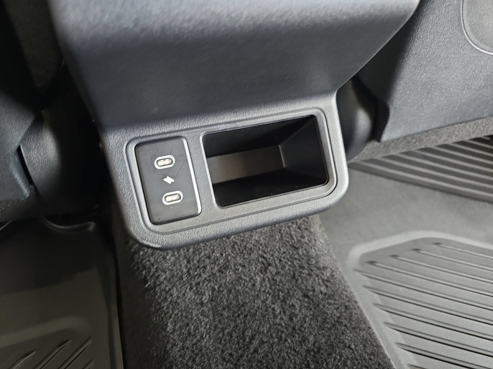 Used 2025 Kia K4 EX FWD image 13