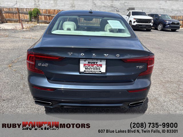 Used 2021 Volvo S60 T5 Momentum AWD/4WD image 6