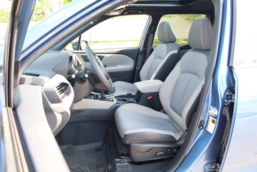 Certified 2025 Subaru Forester Premium image 8