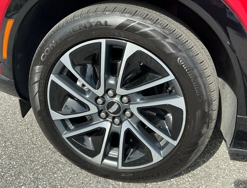 Used 2025 Cadillac Optiq Sport 2 w/ LPO, Floor Liner Package image 25