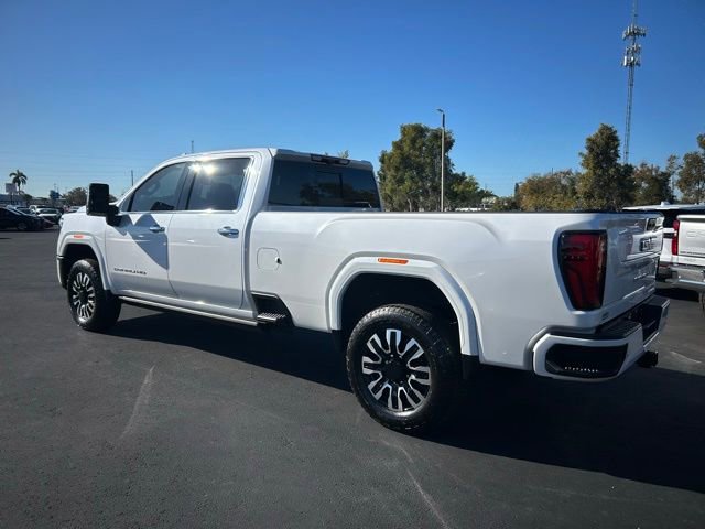 Certified 2025 GMC Sierra 2500 Denali Ultimate w/ Max Trailering Package image 4