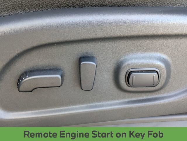 Used 2020 Nissan Titan PRO-4X w/ Pro-4x Convenience Package image 17