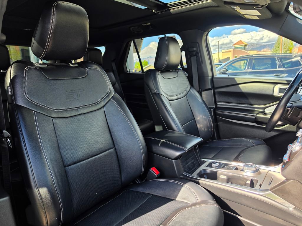 Used 2020 Ford Explorer ST w/ ST Street Pack AWD/4WD image 19