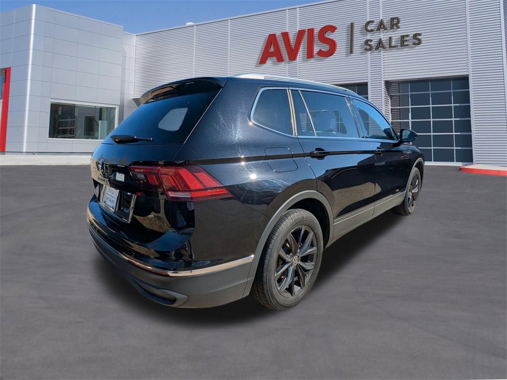 Used 2024 Volkswagen Tiguan SE image 6
