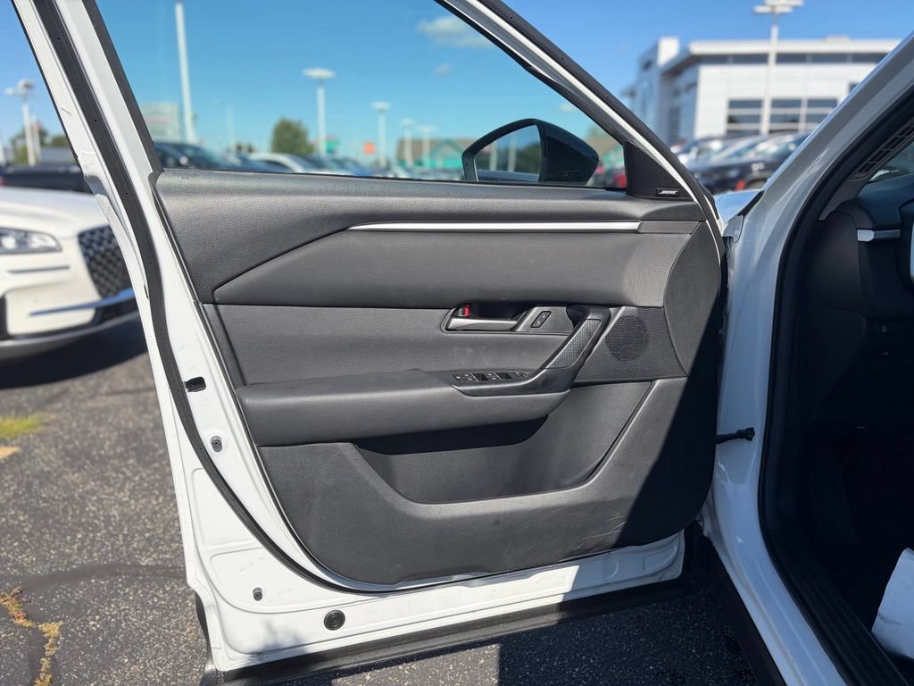 Used 2025 MAZDA CX-50 AWD 2.5 S w/ Premium Package image 18