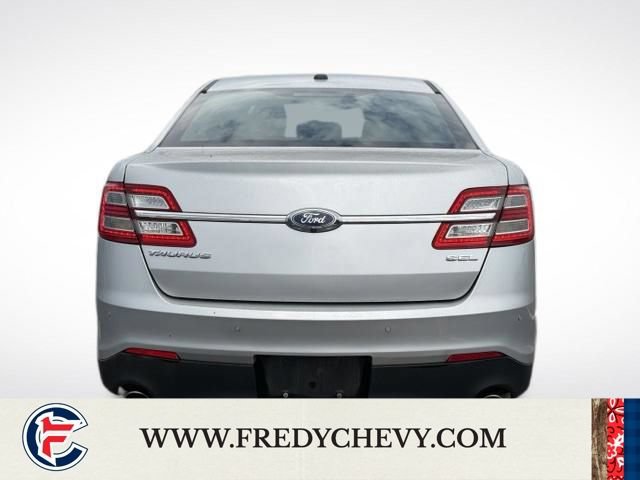 Used 2019 Ford Taurus SEL FWD image 6