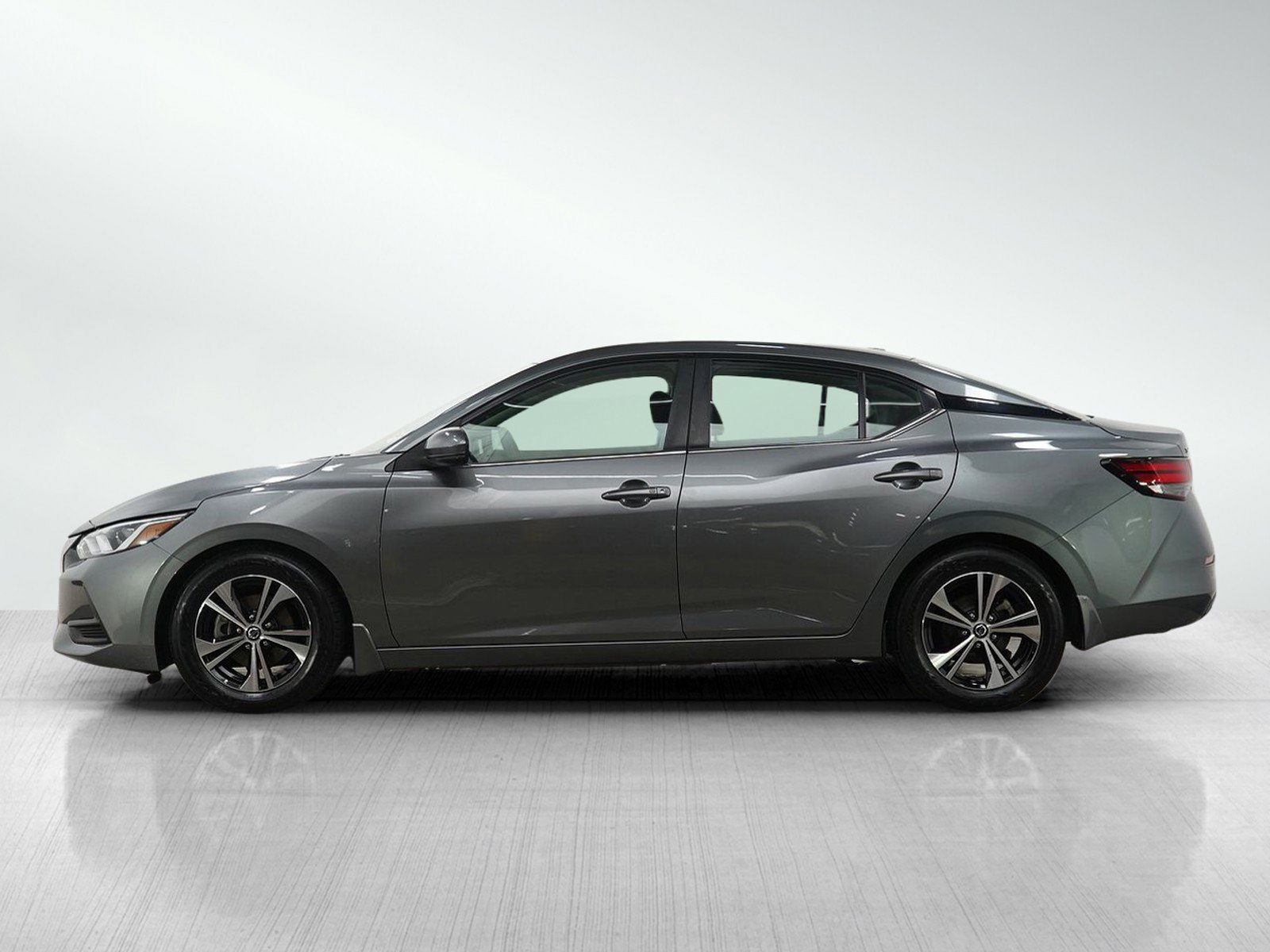 Used 2020 Nissan Sentra SV w/ Trunk Package image 2