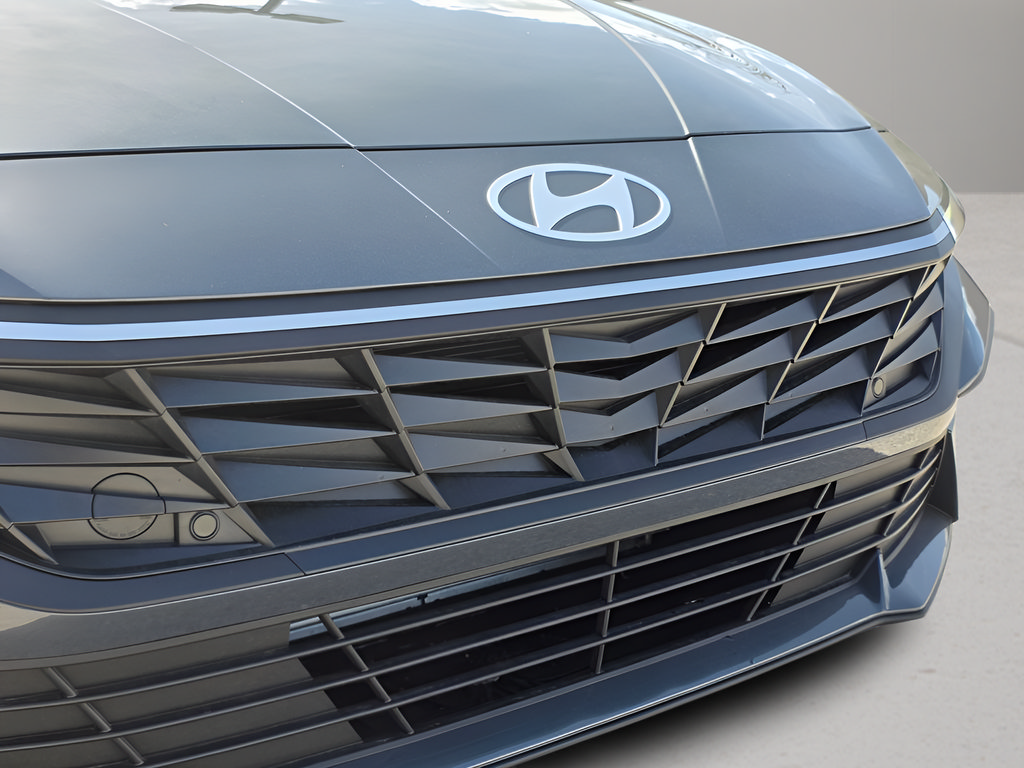 New 2026 Hyundai Elantra SE FWD image 9