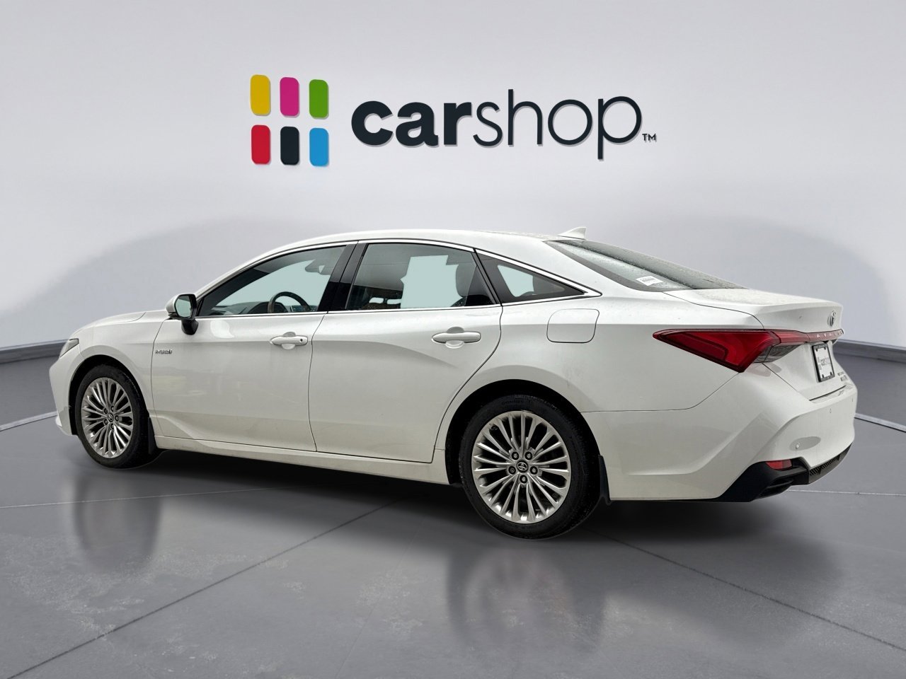 Used 2019 Toyota Avalon Limited w/ Advanced Safety Package image 3