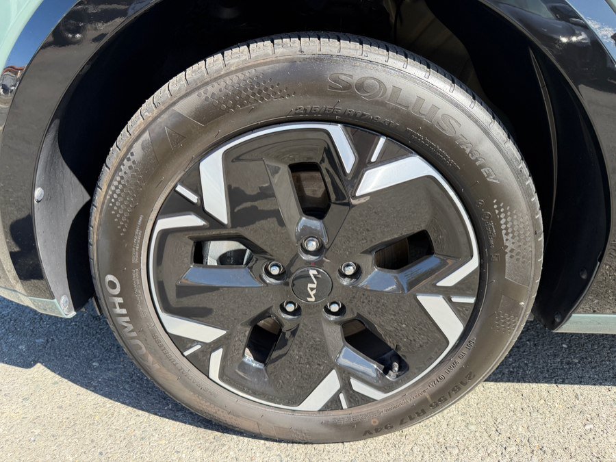 Used 2024 Kia Niro Wind FWD image 52