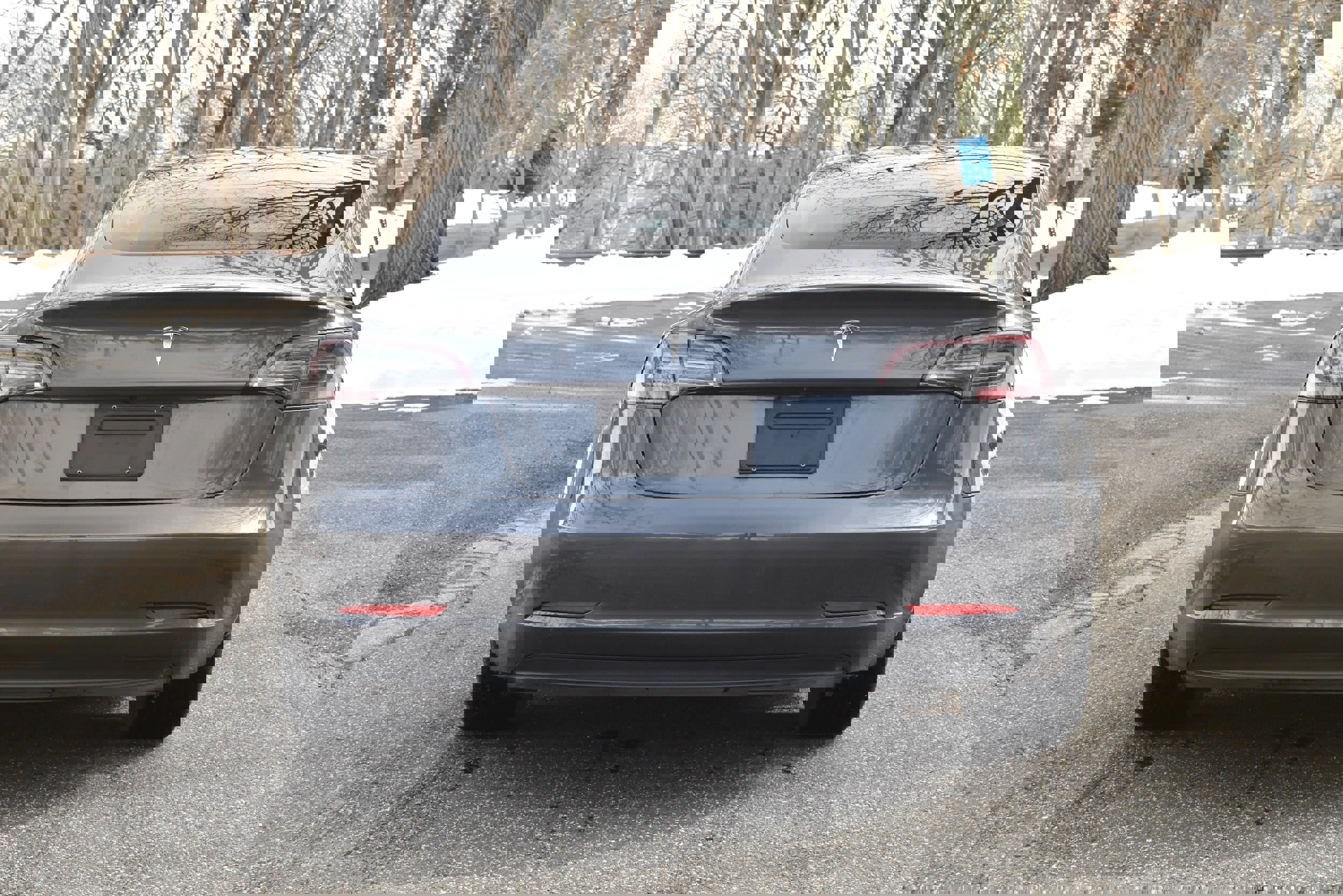 Used 2023 Tesla Model 3 Standard Range image 7