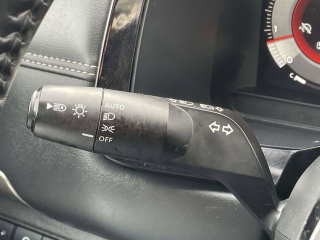 Used 2023 Nissan Pathfinder Platinum w/ Cargo Package image 23