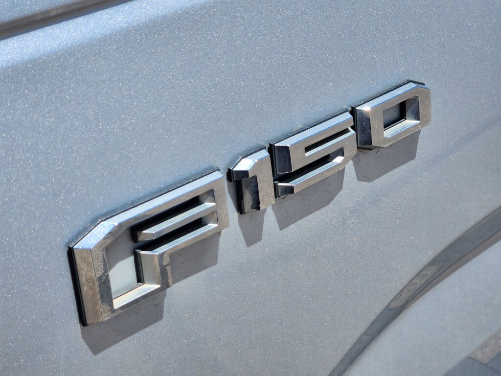 Used 2016 Ford F150 Lariat AWD/4WD image 11