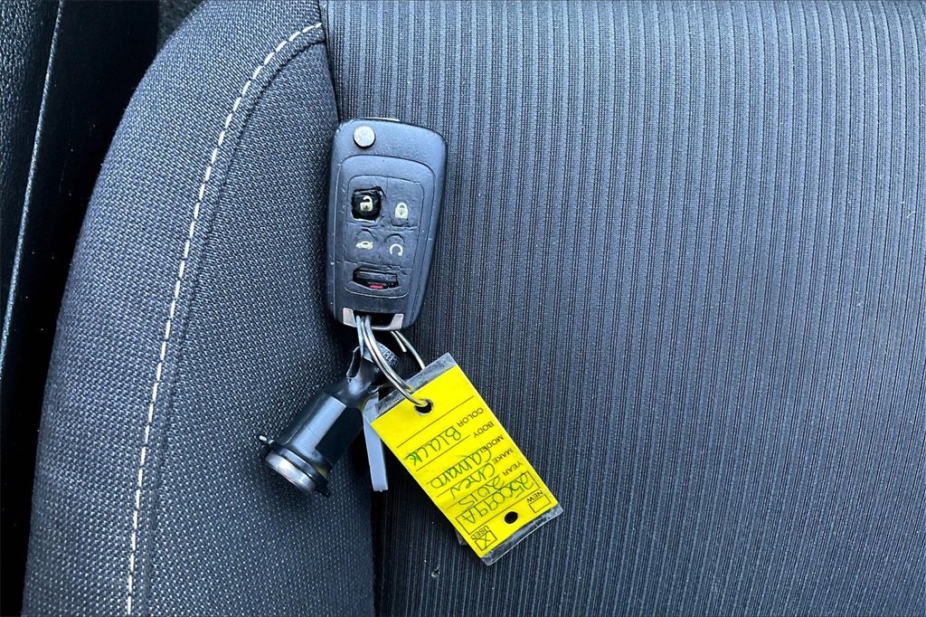 Used 2015 Chevrolet Camaro LT w/ Rear Vision Package image 10