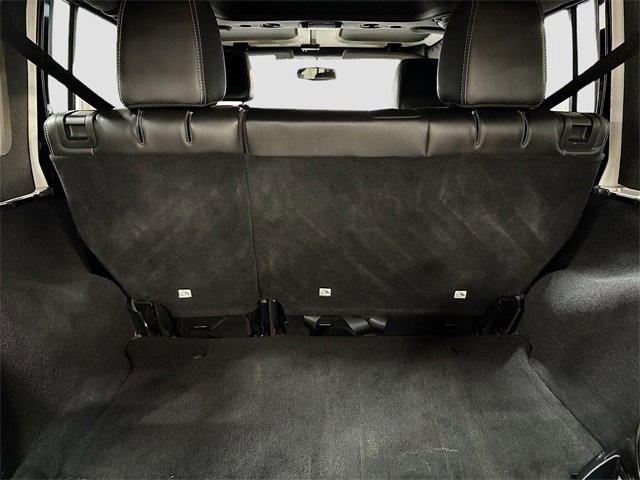 Used 2013 Jeep Wrangler Unlimited Rubicon w/ Dual Top Group image 27