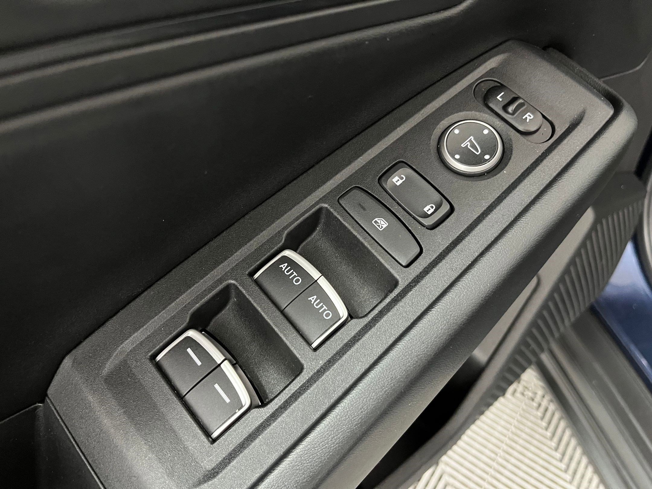 Used 2024 Honda Accord EX image 10