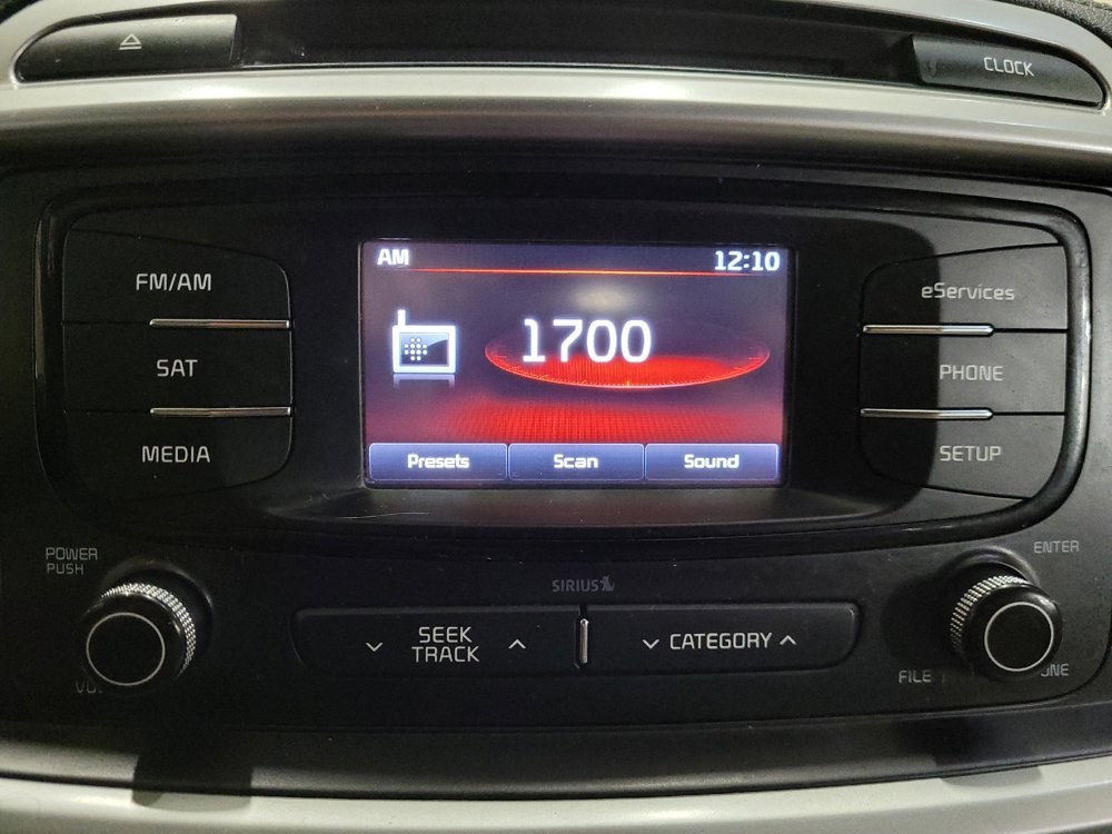 Used 2016 Kia Sorento AWD w/ LX Convenience Package image 25