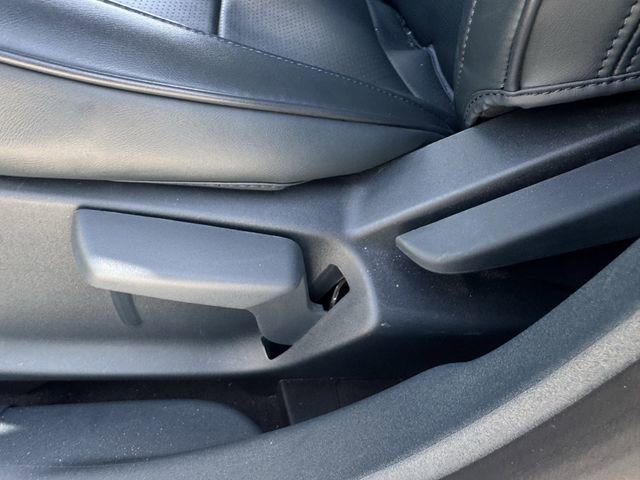 Certified 2025 Ford Maverick XLT FWD image 27