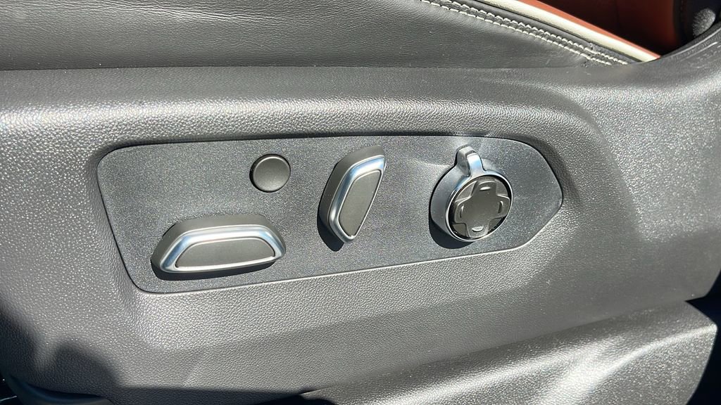 New 2026 GMC Sierra 1500 Denali Ultimate image 13