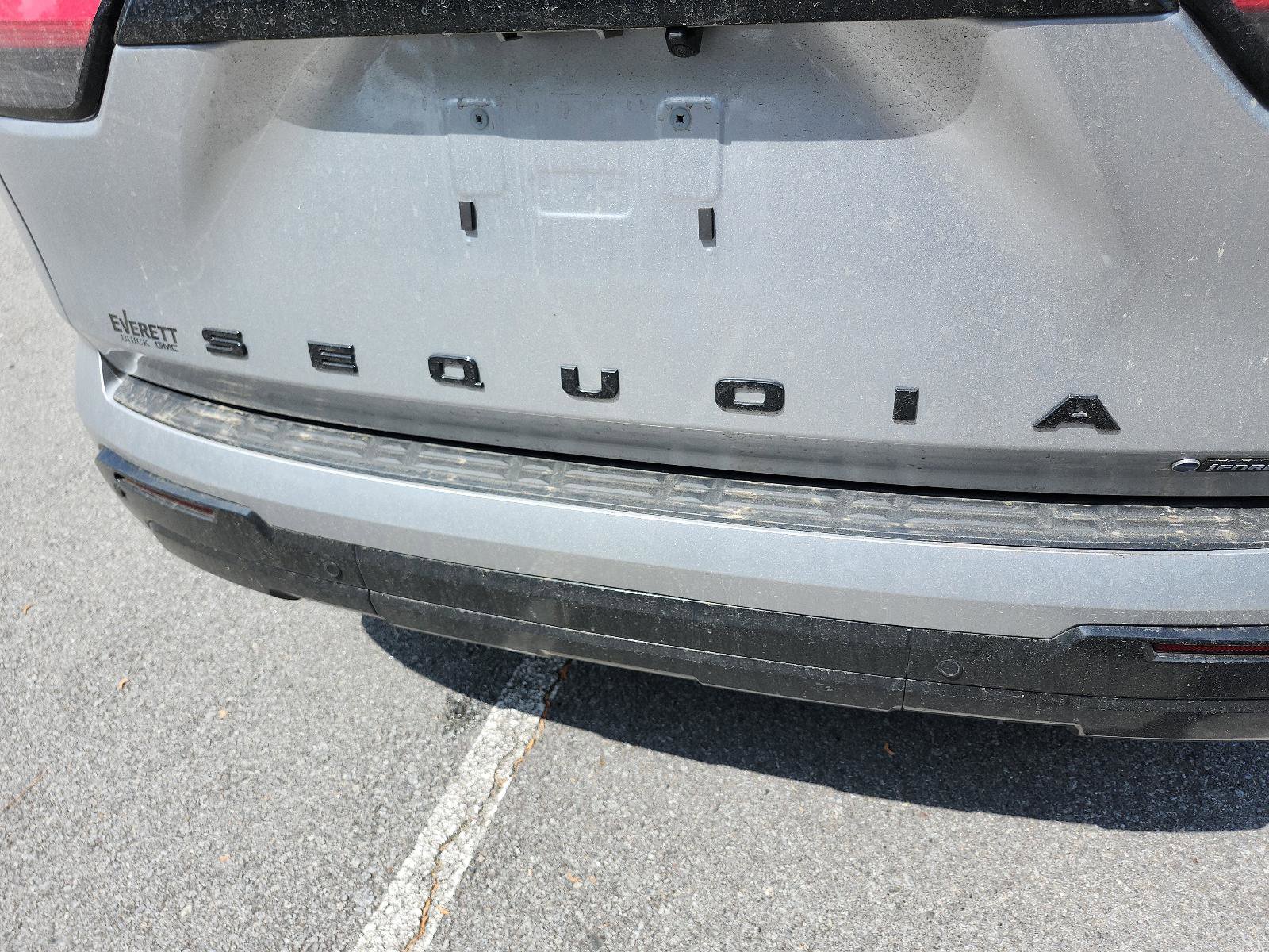 Used 2025 Toyota Sequoia Platinum image 5