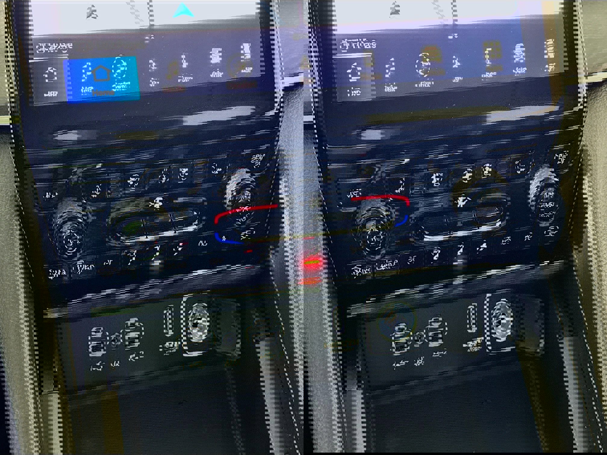 Used 2023 Jeep Grand Cherokee 30th Anniversary image 18