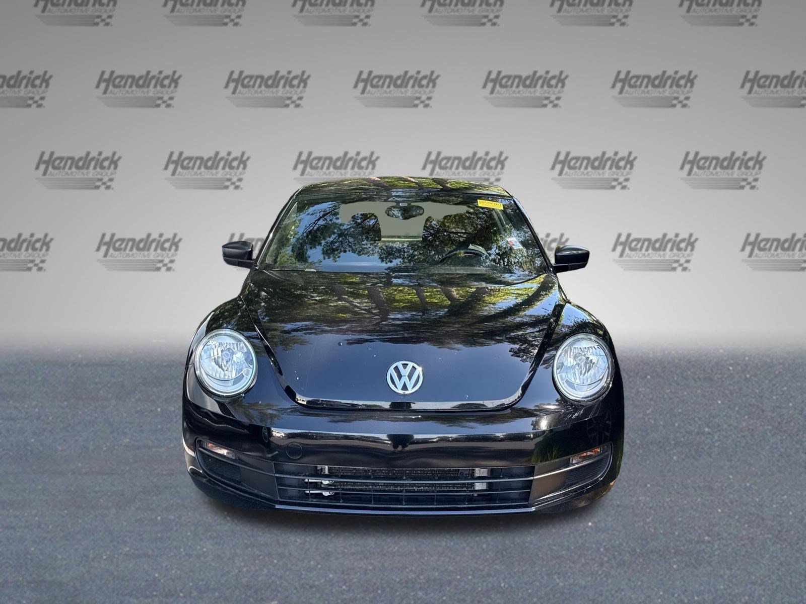 Used 2016 Volkswagen Beetle 1.8T S FWD image 3