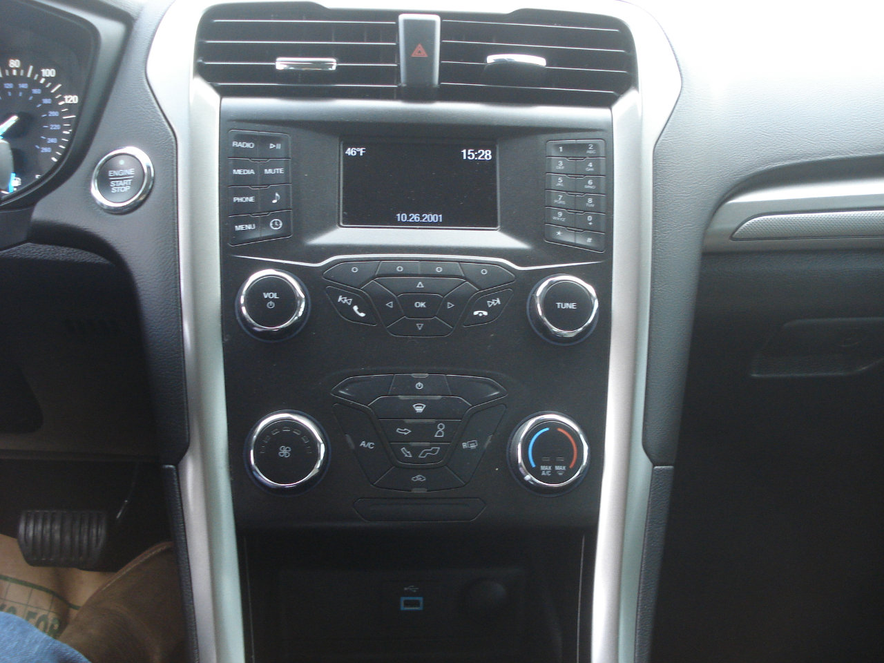 Used 2019 Ford Fusion S image 23