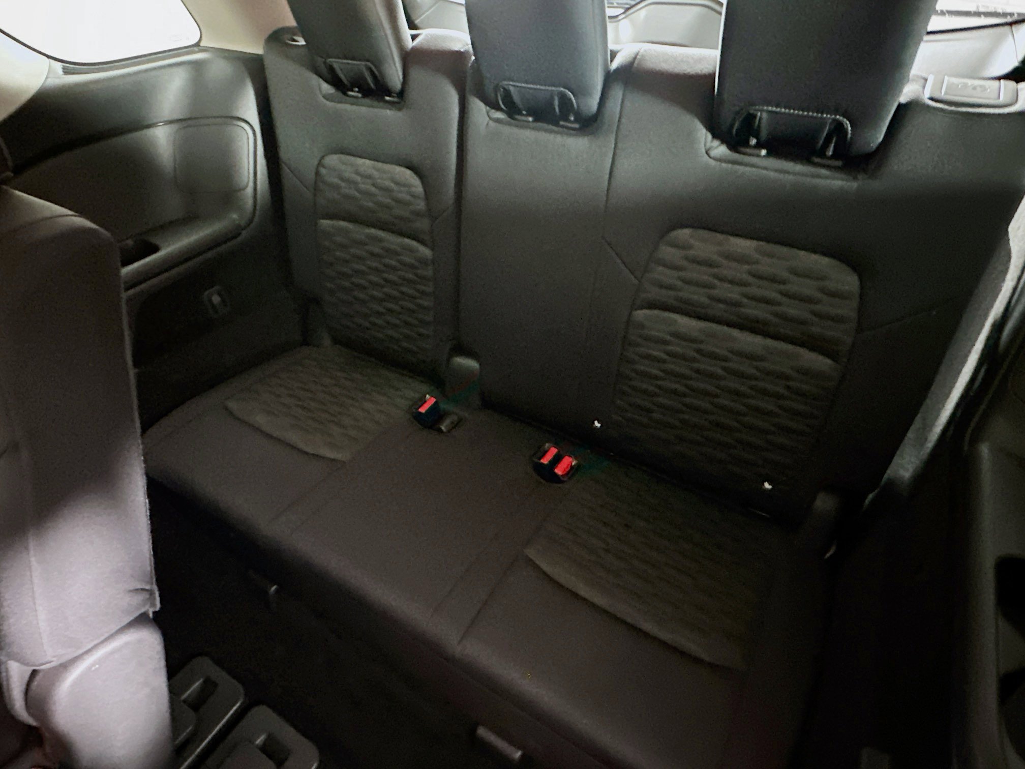 Used 2025 Nissan Pathfinder SV image 28