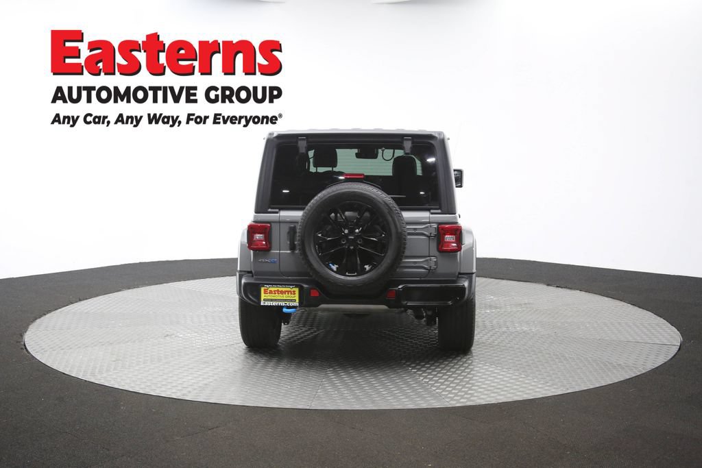 Used 2022 Jeep Wrangler Unlimited Sahara w/ Cold Weather Group AWD/4WD image 36