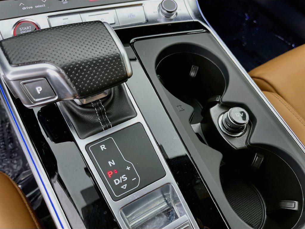 Used 2024 Audi RS 6 performance AWD/4WD image 24